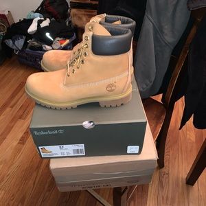 Timberland size 8.5 men’s wheats never worn